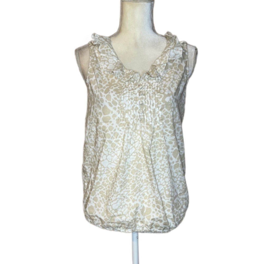 ⭐️ 3 For $15 LOFT Animal Ruffle Top